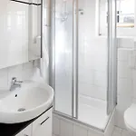 Holte Hueues * 리스트